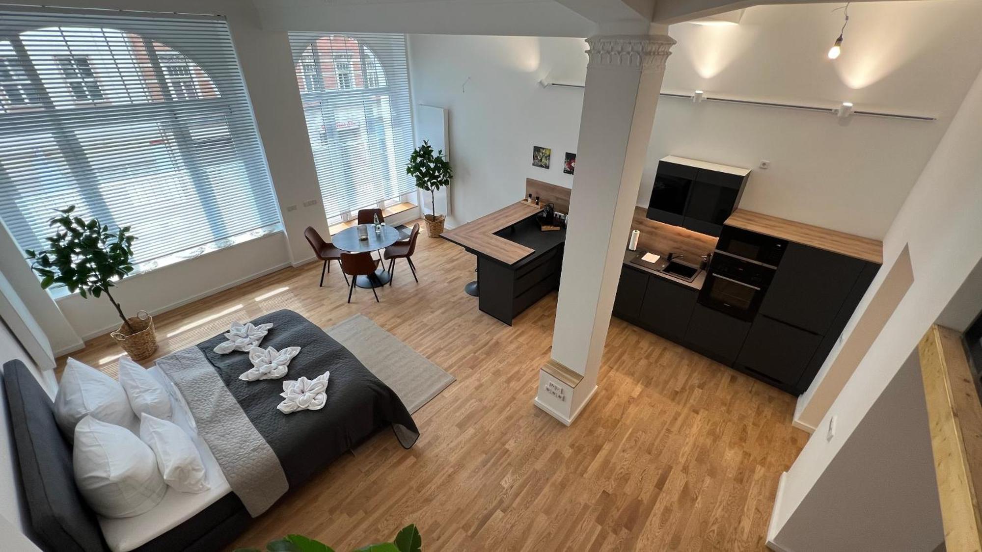 Apartment Neu! City-loft-apartment Im Goethe Palais I 5p I Lift I Parkplatz I Zentrum I Helios *